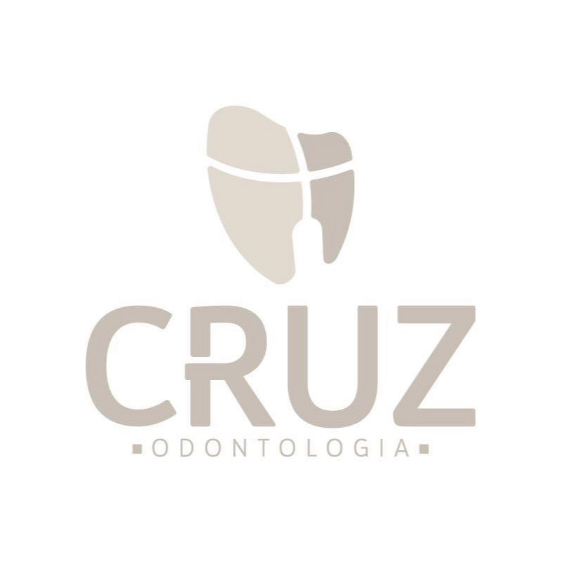 Cruz Odontologia Logo